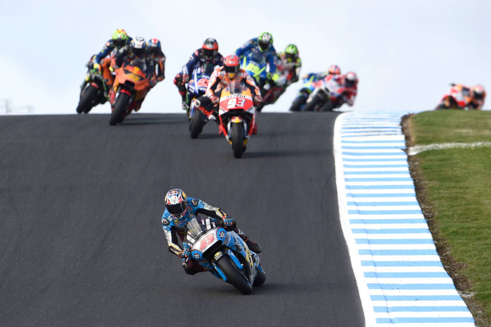 Moto3 Australia: Mir crowned champion in rain shortened race