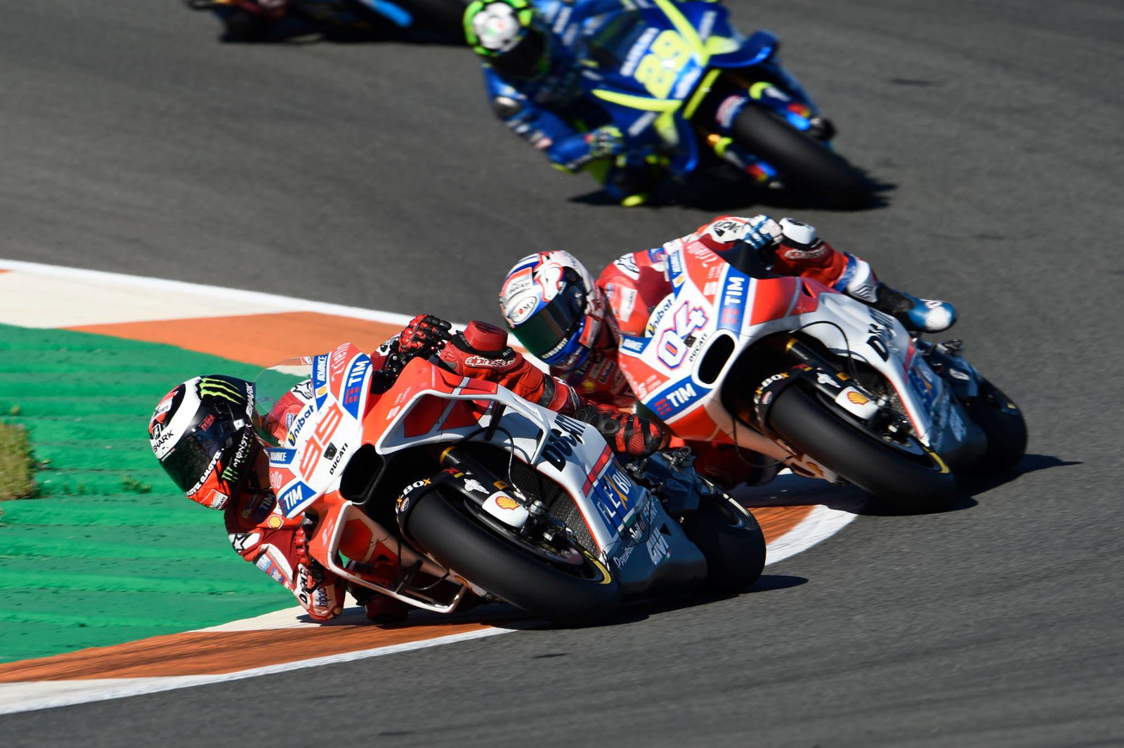 MotoGP Valencia: Vinales: 2016 chassis 'felt great'
