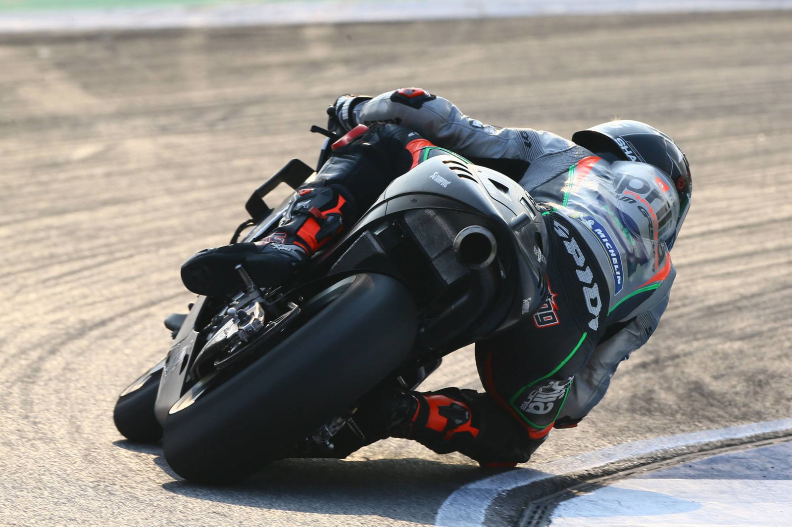 MotoGP: Petrucci: Unta kembali? Saya butuh unta utuh!