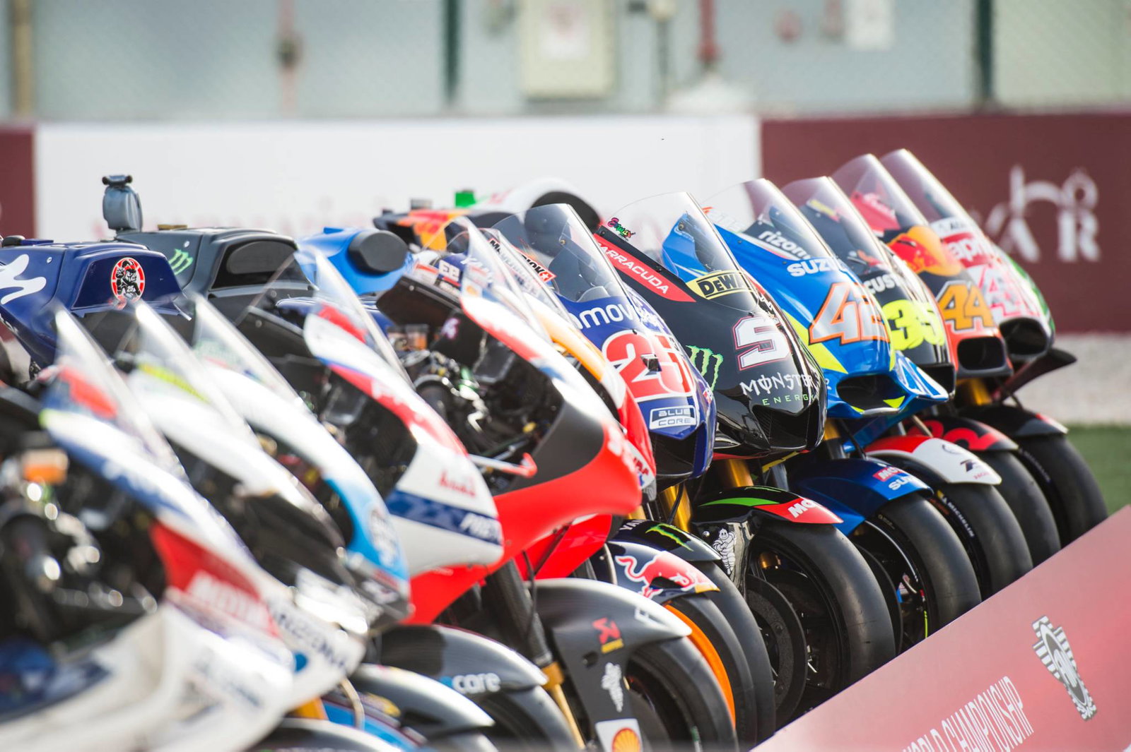 Lorenzo buka opsi jadi pebalap tes