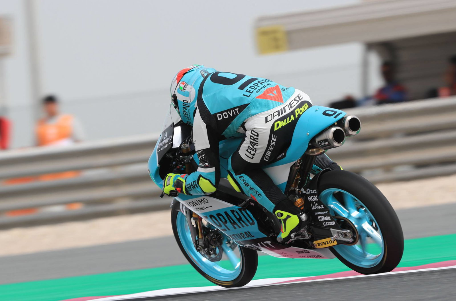 Moto3 Qatar: Antonelli claims pole in dramatic style