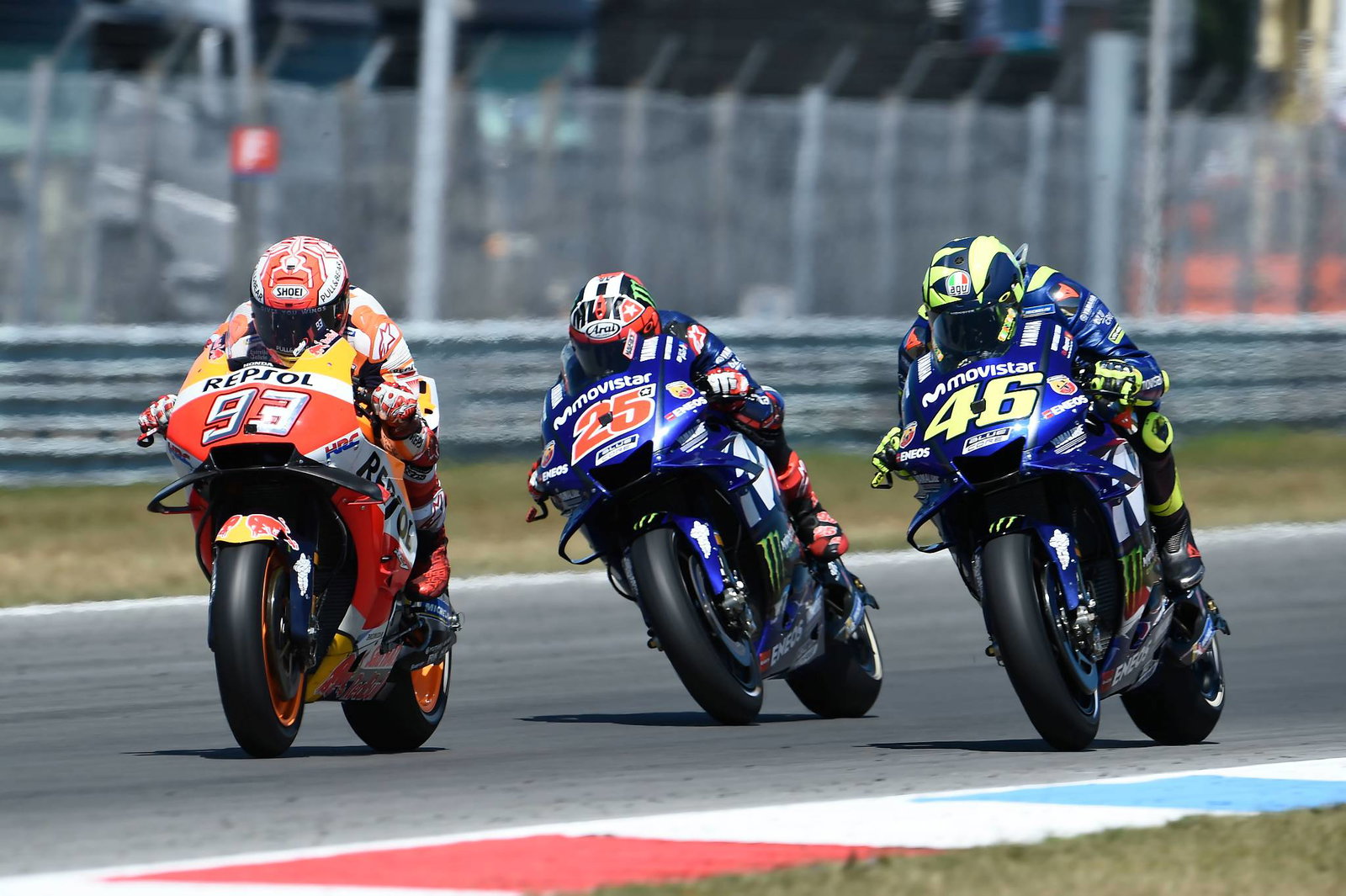 PICS: MotoGP menampilkan pertunjukan menakjubkan di Assen!