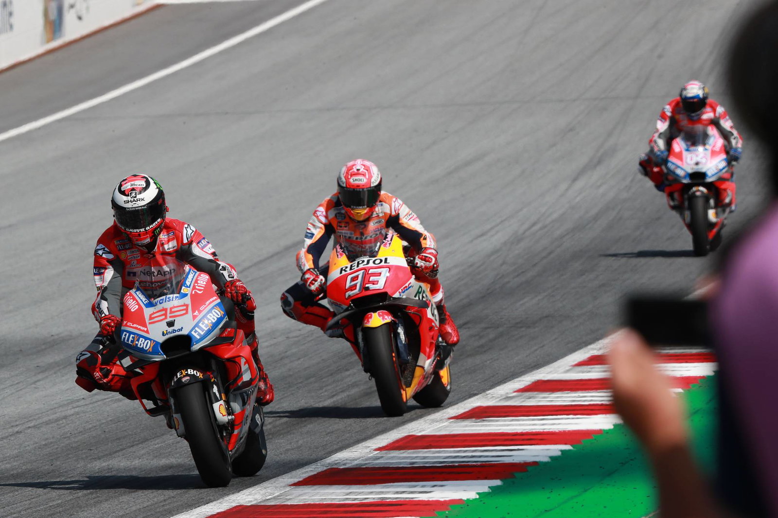 Crutchlow: Honda working well but need more against Ducati