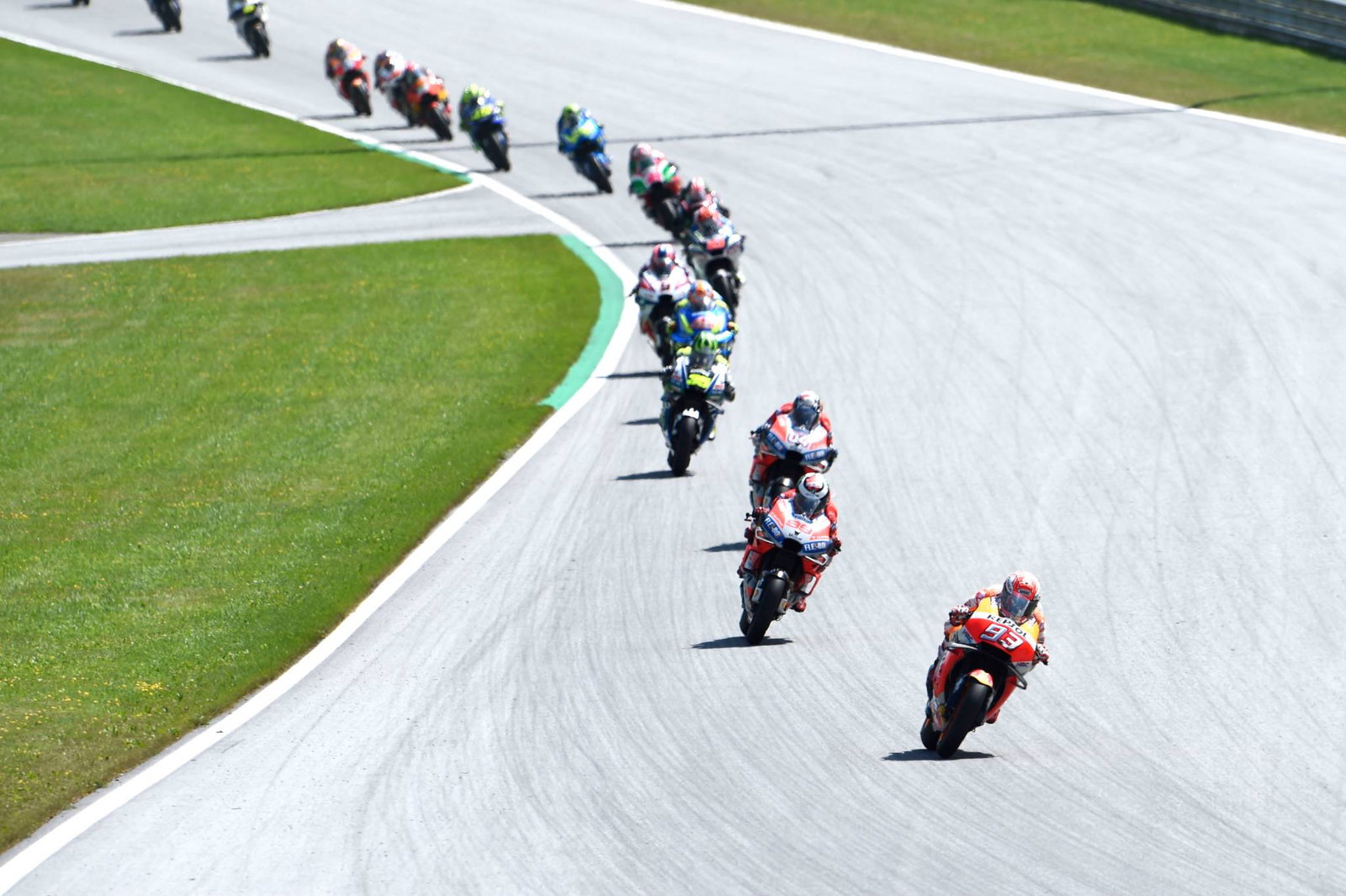 MotoGP: Kepala kru Tech3 berbicara tentang Syahrin, Folger, gaya Lorenzo…