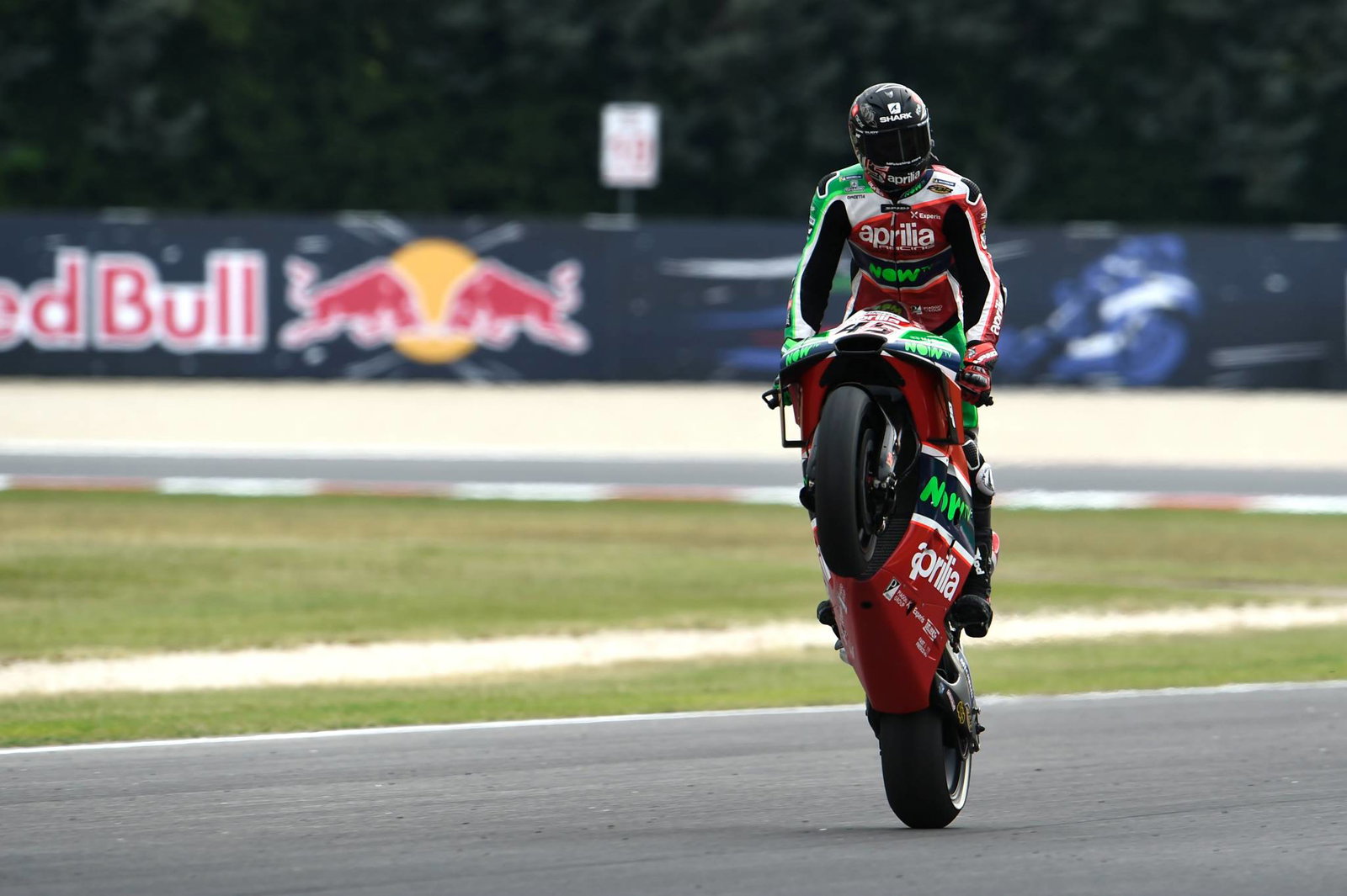 Dovizioso doubles up ahead of Lorenzo for Ducati 1-2