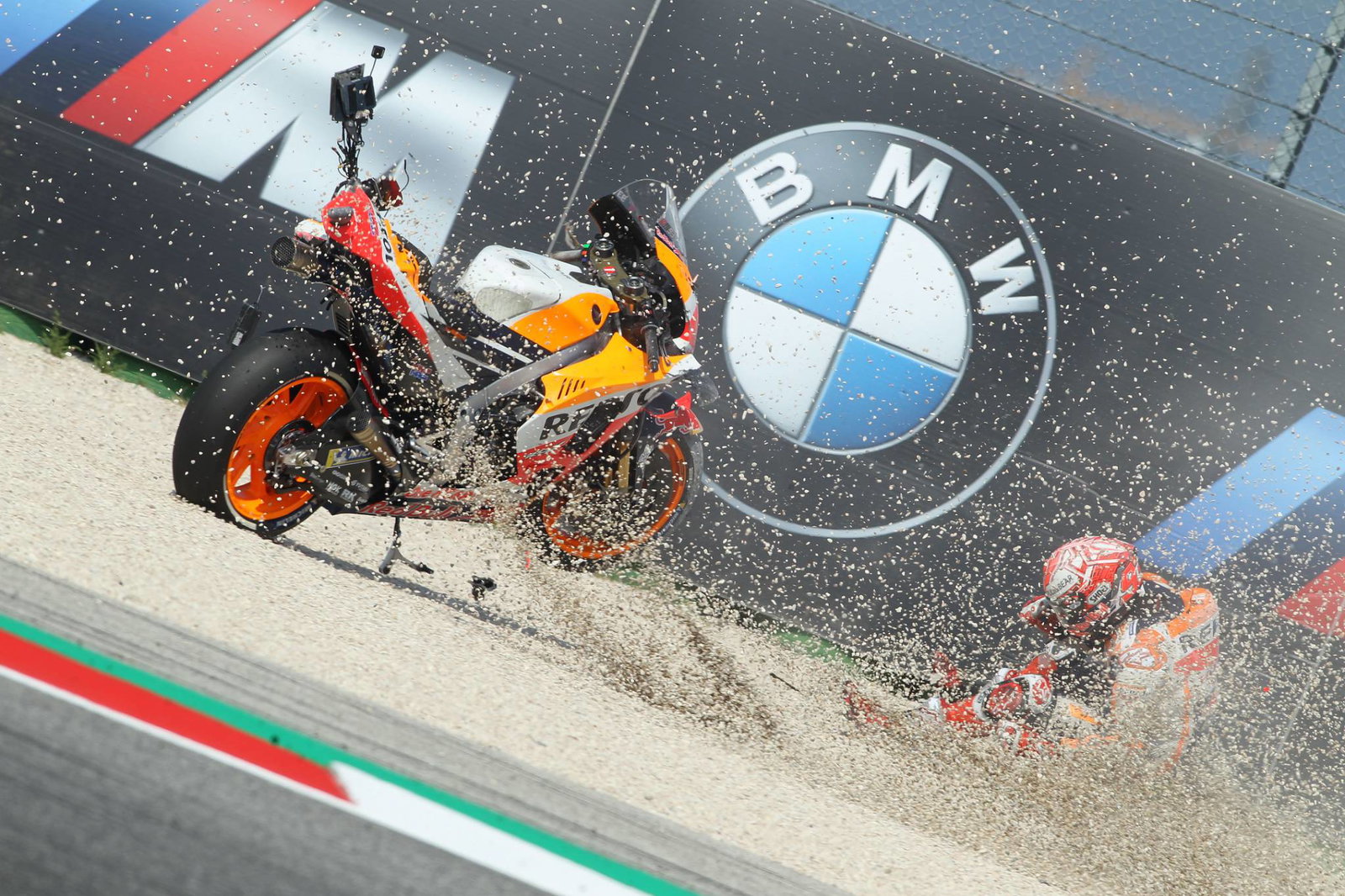 Lorenzo memecahkan rekor lap tandang untuk pole Misano