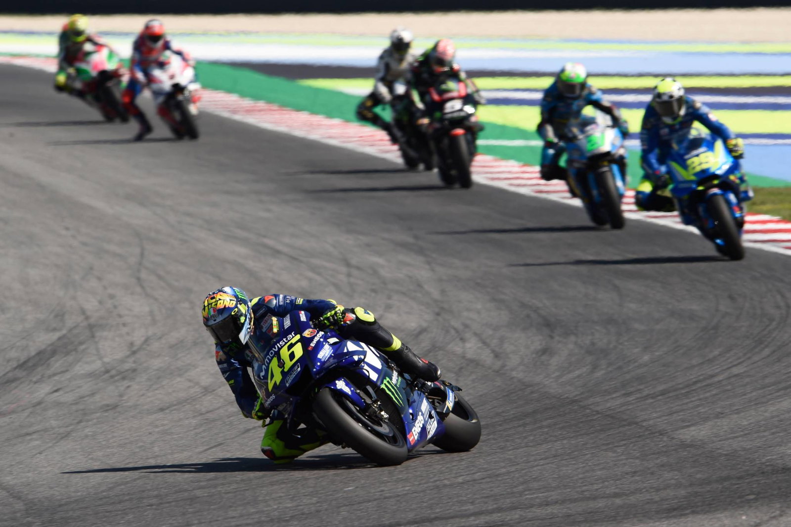 Fenati mendapat skorsing dua balapan, Crutchlow menyerukan larangan seumur hidup