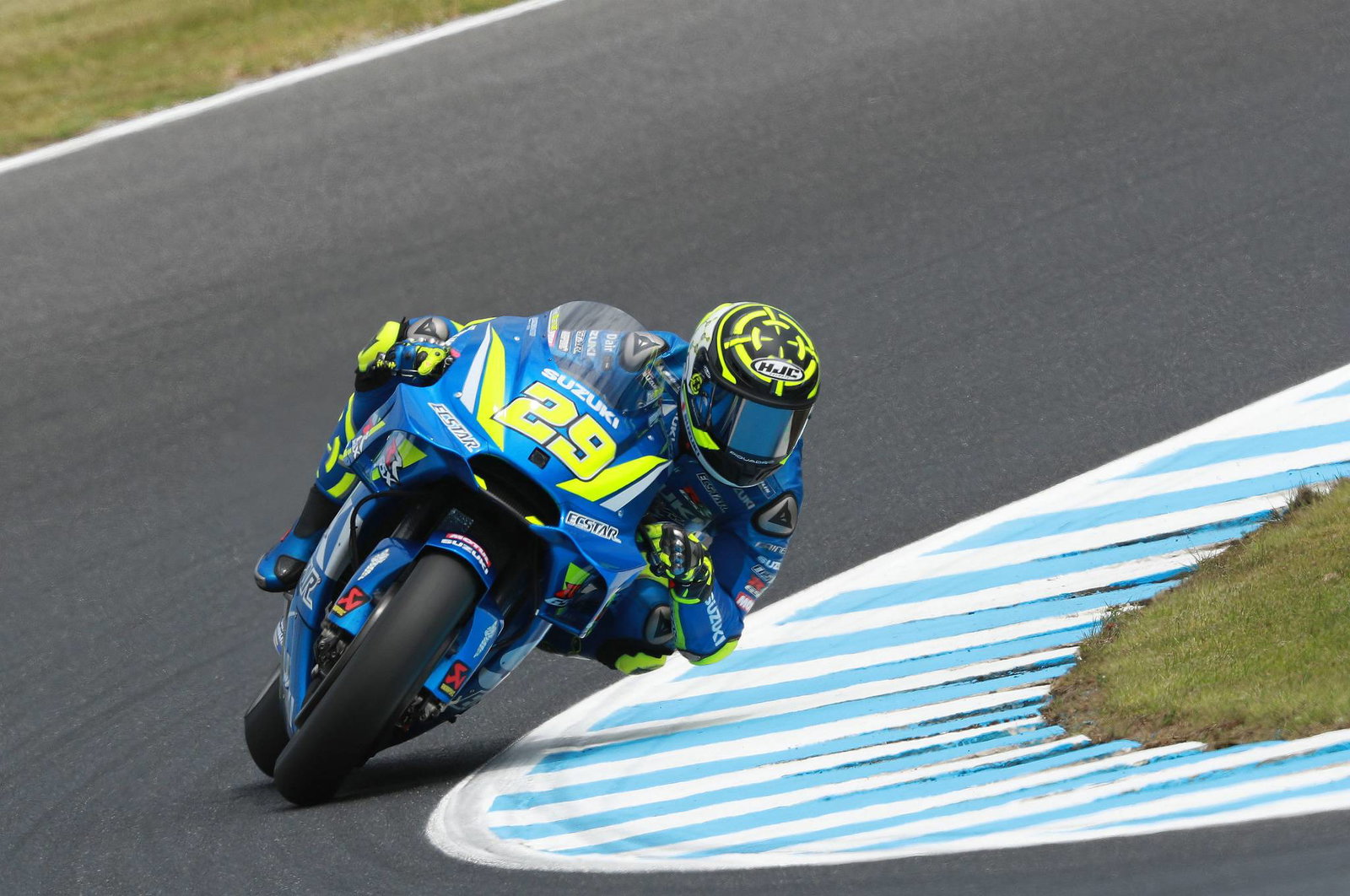 MotoGP Australia: Iannone memimpin Petrucci di FP2 yang ketat