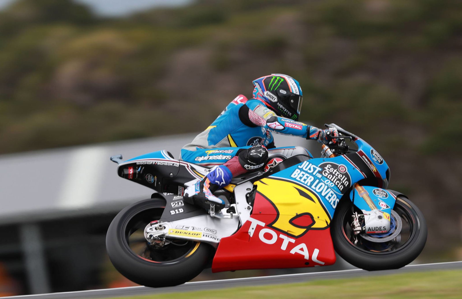 Moto2 Australia: Binder wins final lap thriller