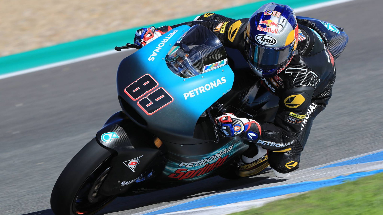 Tim Sepang mempersembahkan hadiah MotoGP Pawi