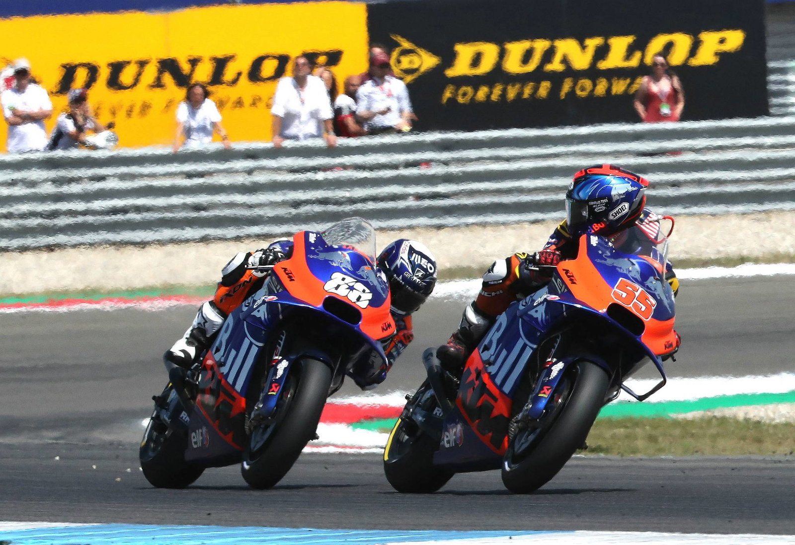 Assen: 'Brilliant' Espargaro beats the pain 