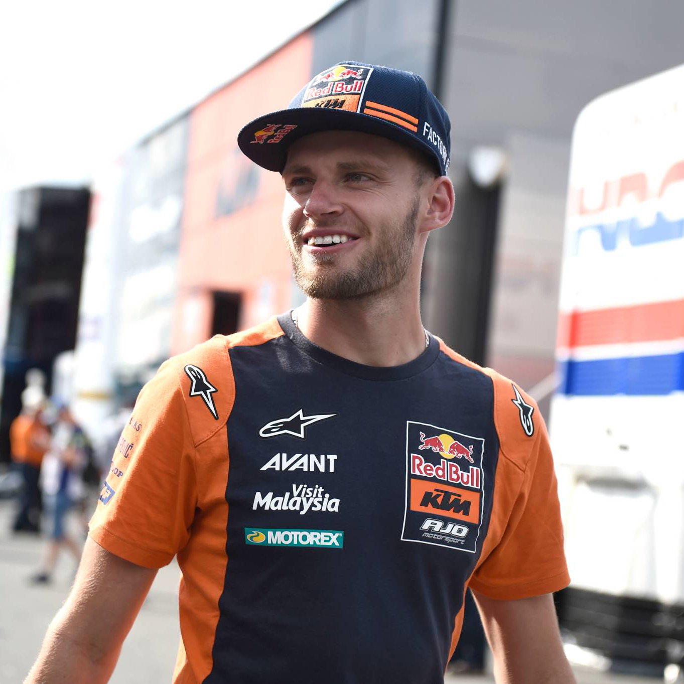 Moto2 Aragon: Pole kejutan untuk Binder, saingan perebutan gelar