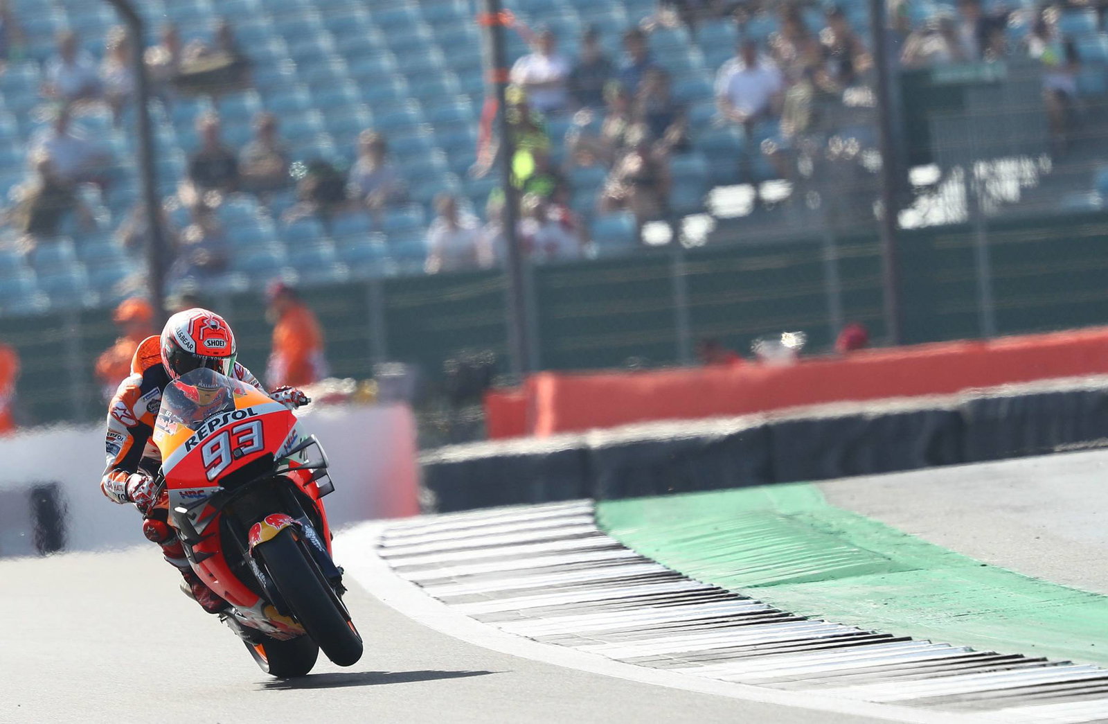 Marquez beats Rossi for British MotoGP pole position