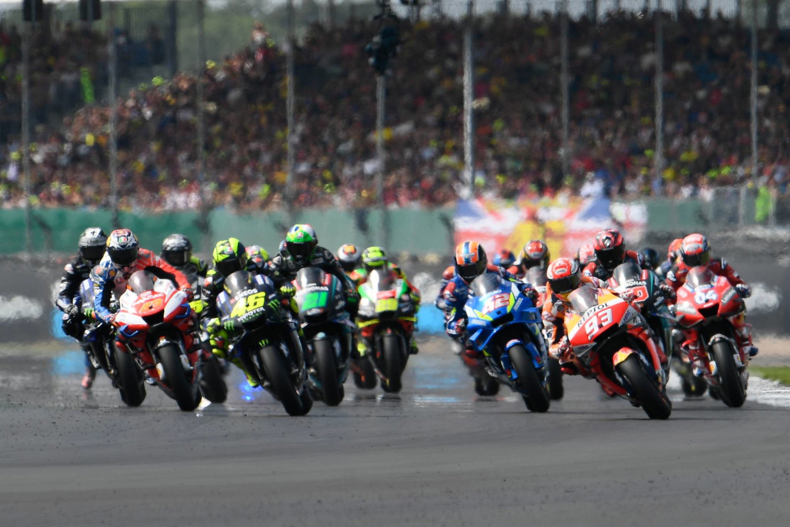 Quartararo battles back against Vinales as Dovizioso scrapes into Q2