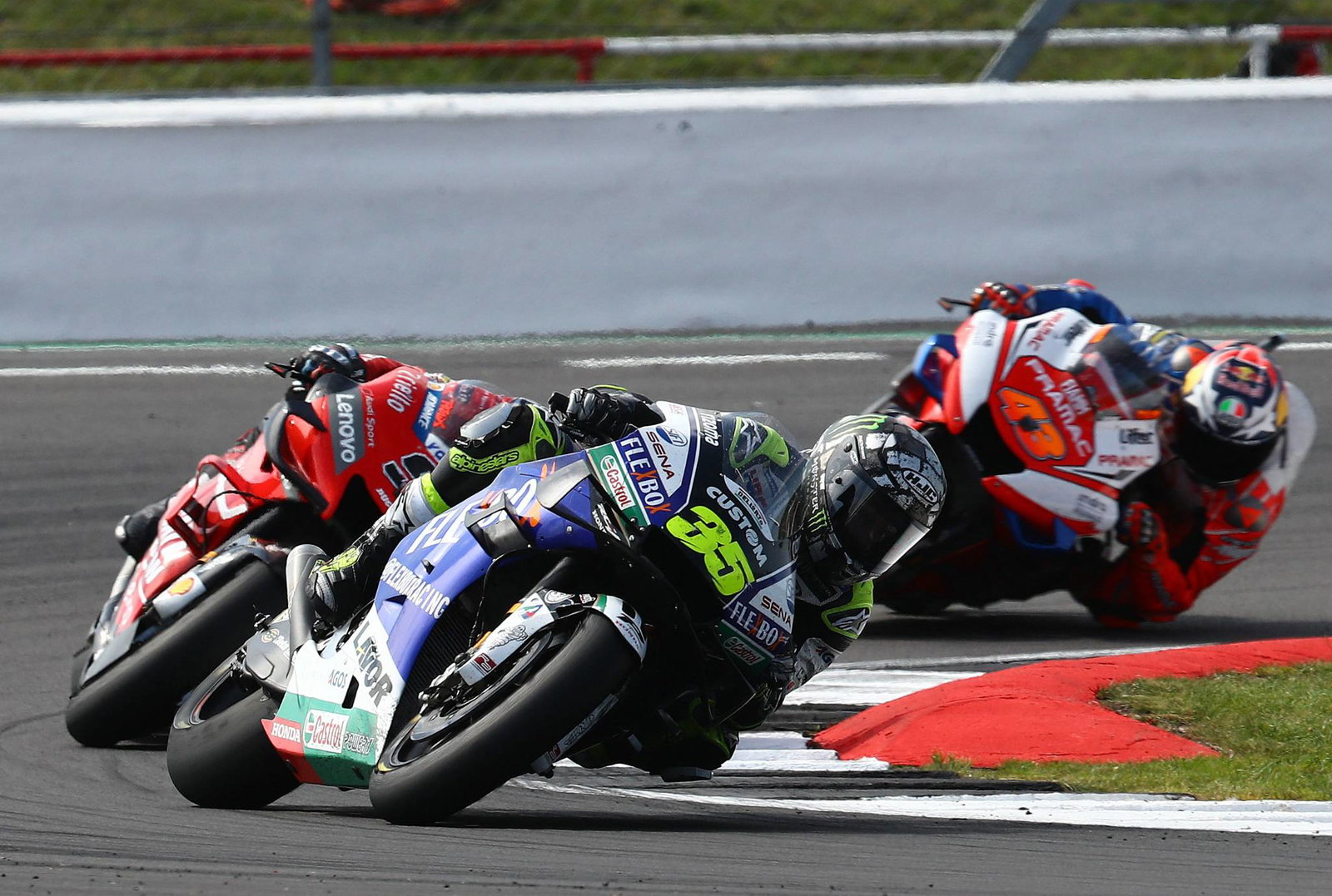 Silverstone: Vinales 'fighting with myself'