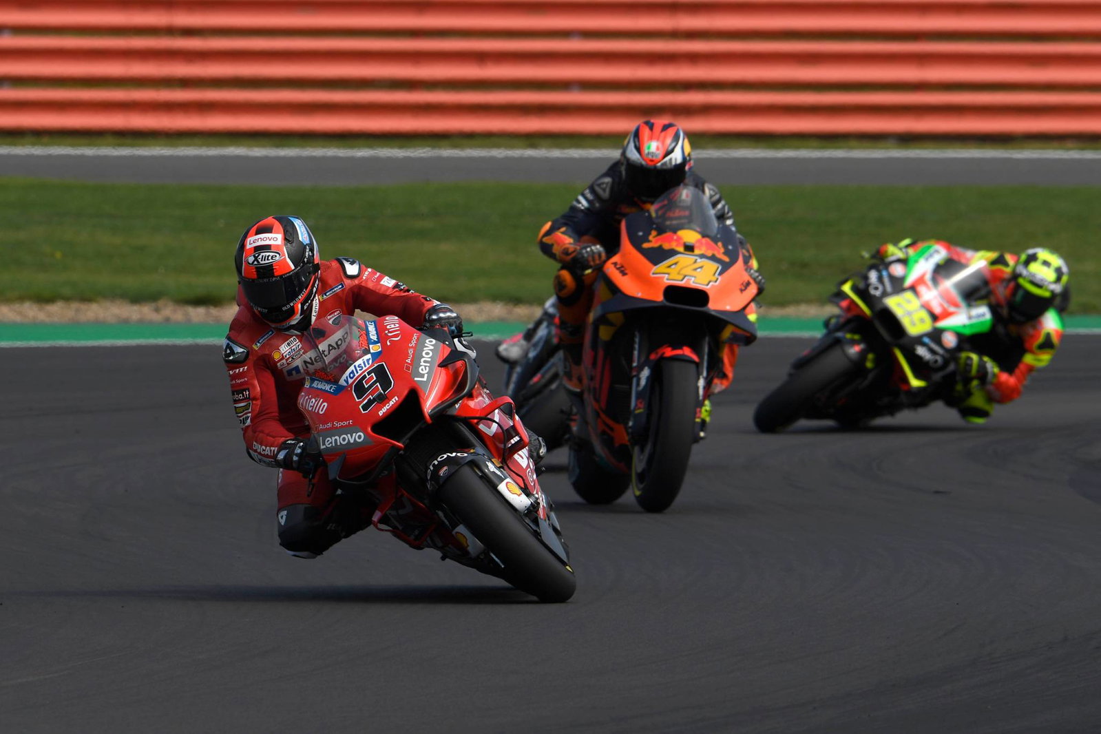 Lorenzo: Marquez luar biasa, tapi bukan tak terkalahkan