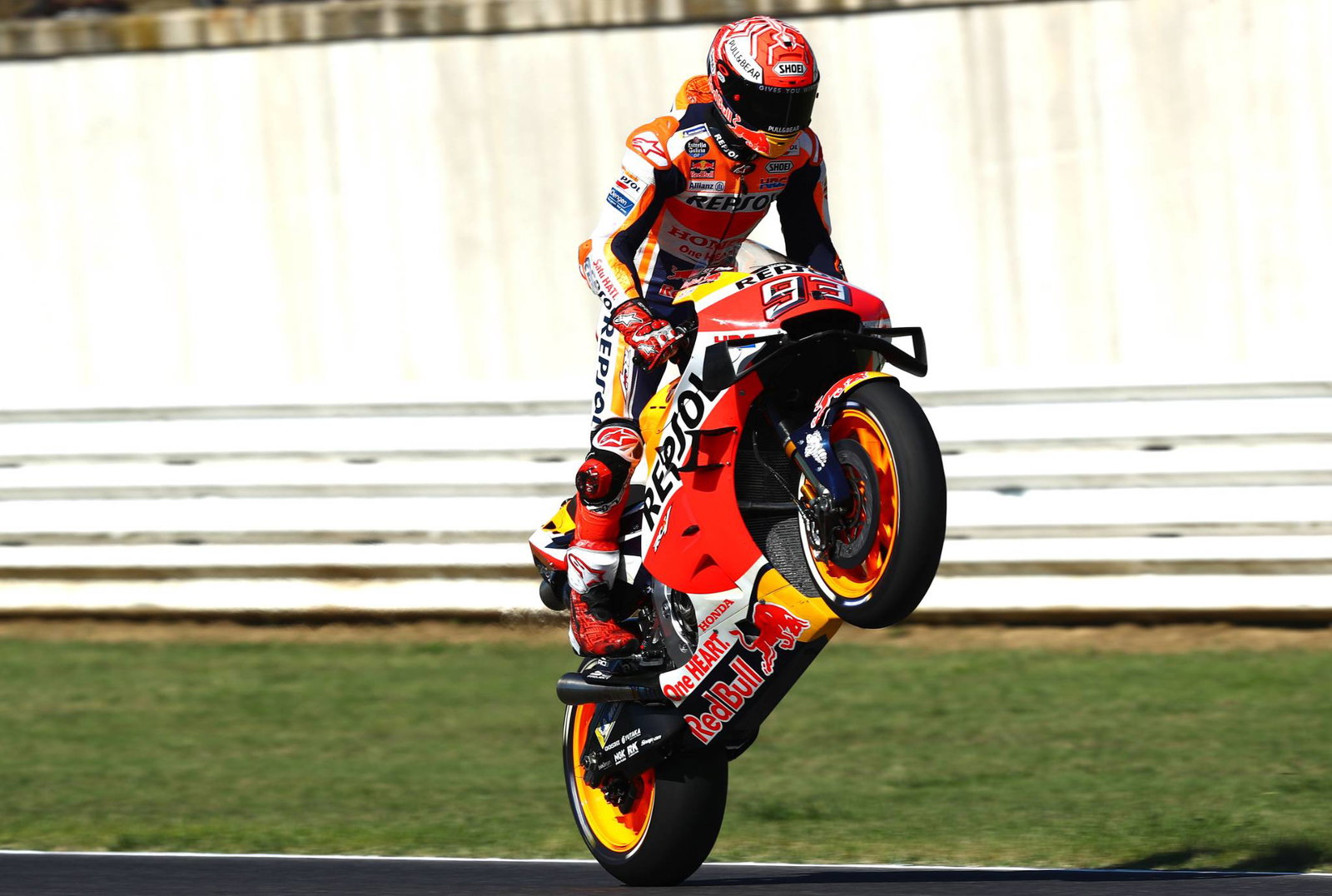Marquez terlambat untuk mengalahkan Quarataro untuk kemenangan Misano