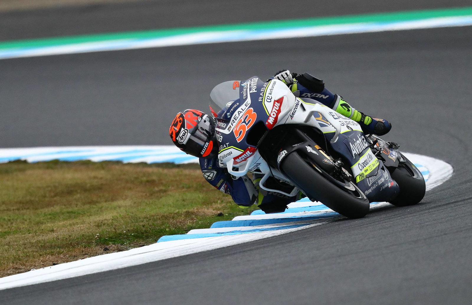 Vinales: Pertaruhkan segalanya saat tidak ada kerugian