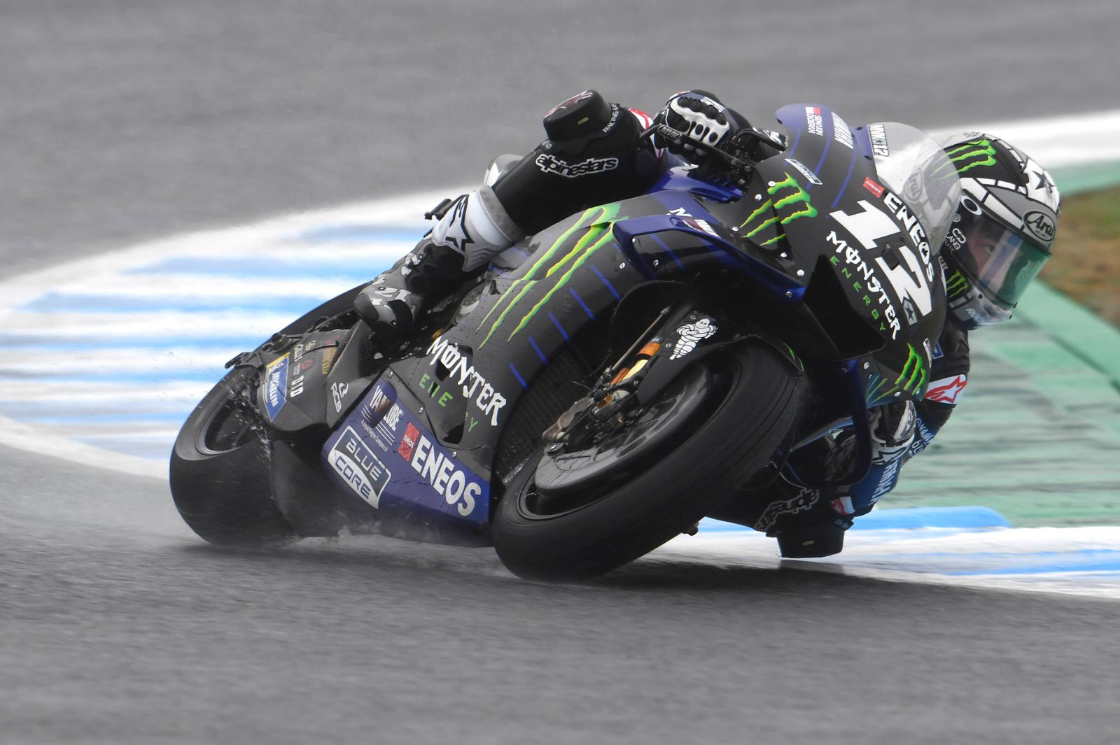 Australia: Vinales leads Miller in wet FP1, Quartararo high-sides