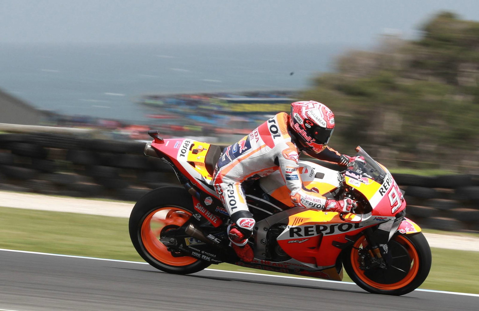 Australia: Miller voted to ride despite 'scary, out of control' gusts