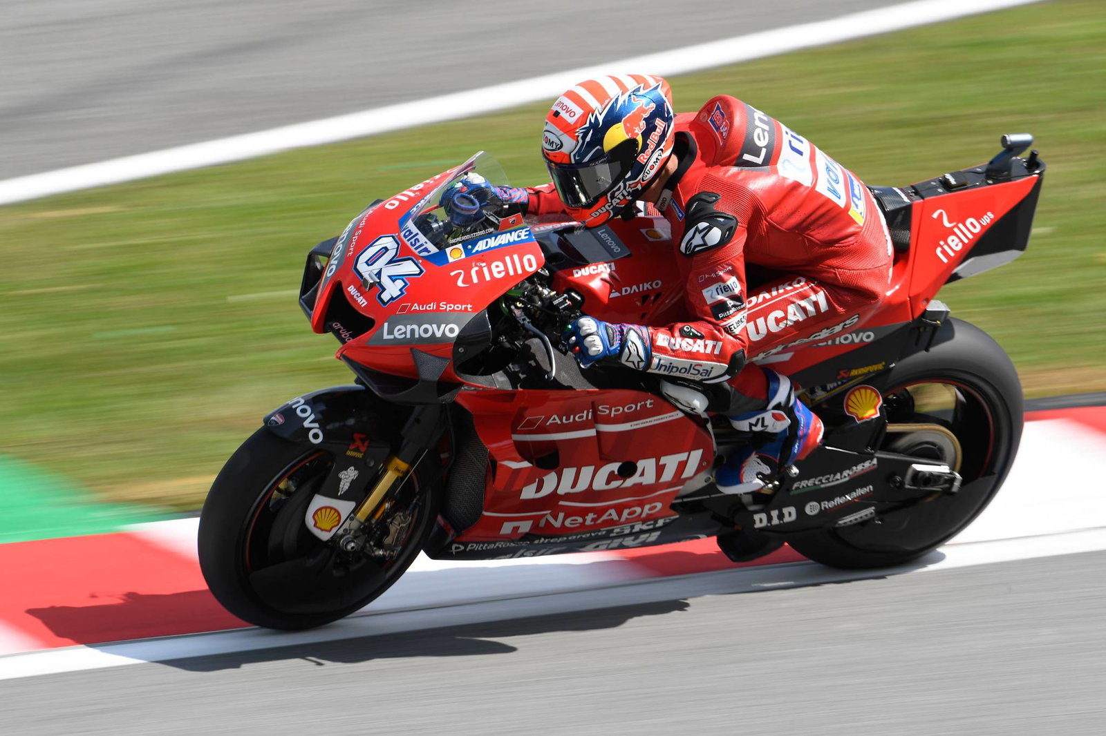 Sepang: Rossi 'competitive', riding style 'very different now'