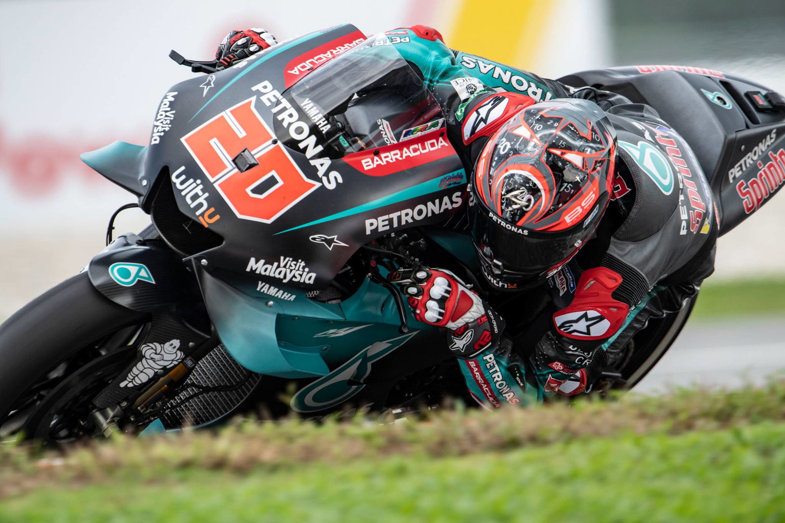 Quartararo mengalahkan Miller ke posisi teratas saat Rossi jatuh di FP1