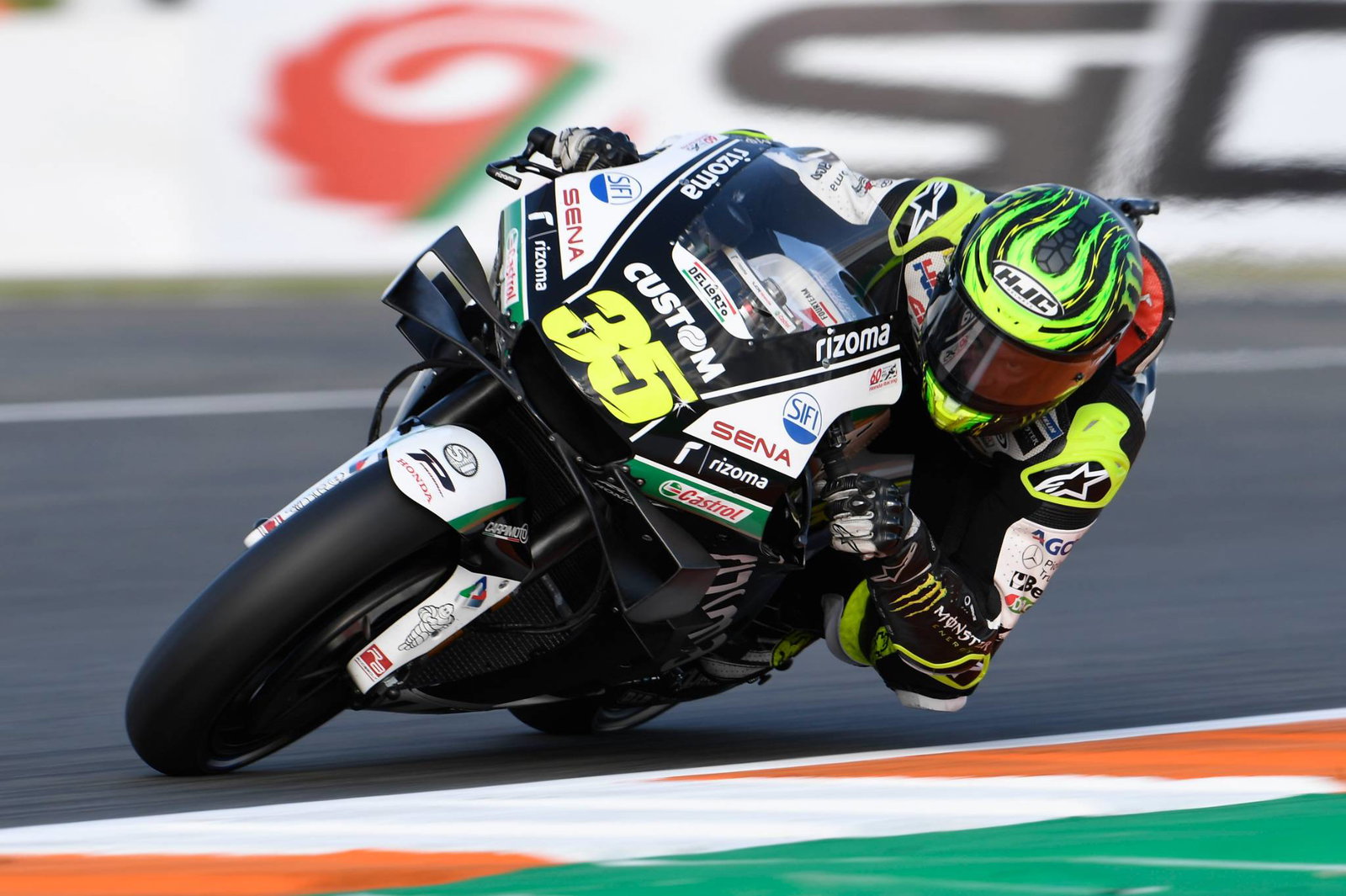Valencia: Miller: I tried to save it but proved I am not Marquez!
