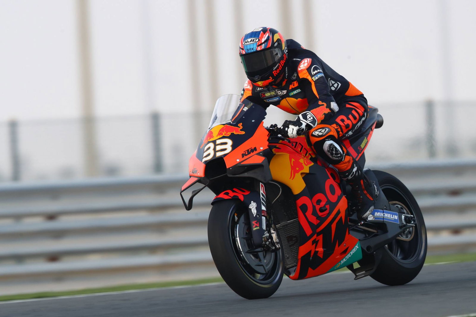 Qatar Test: Crutchlow 'toughs it out' on final day