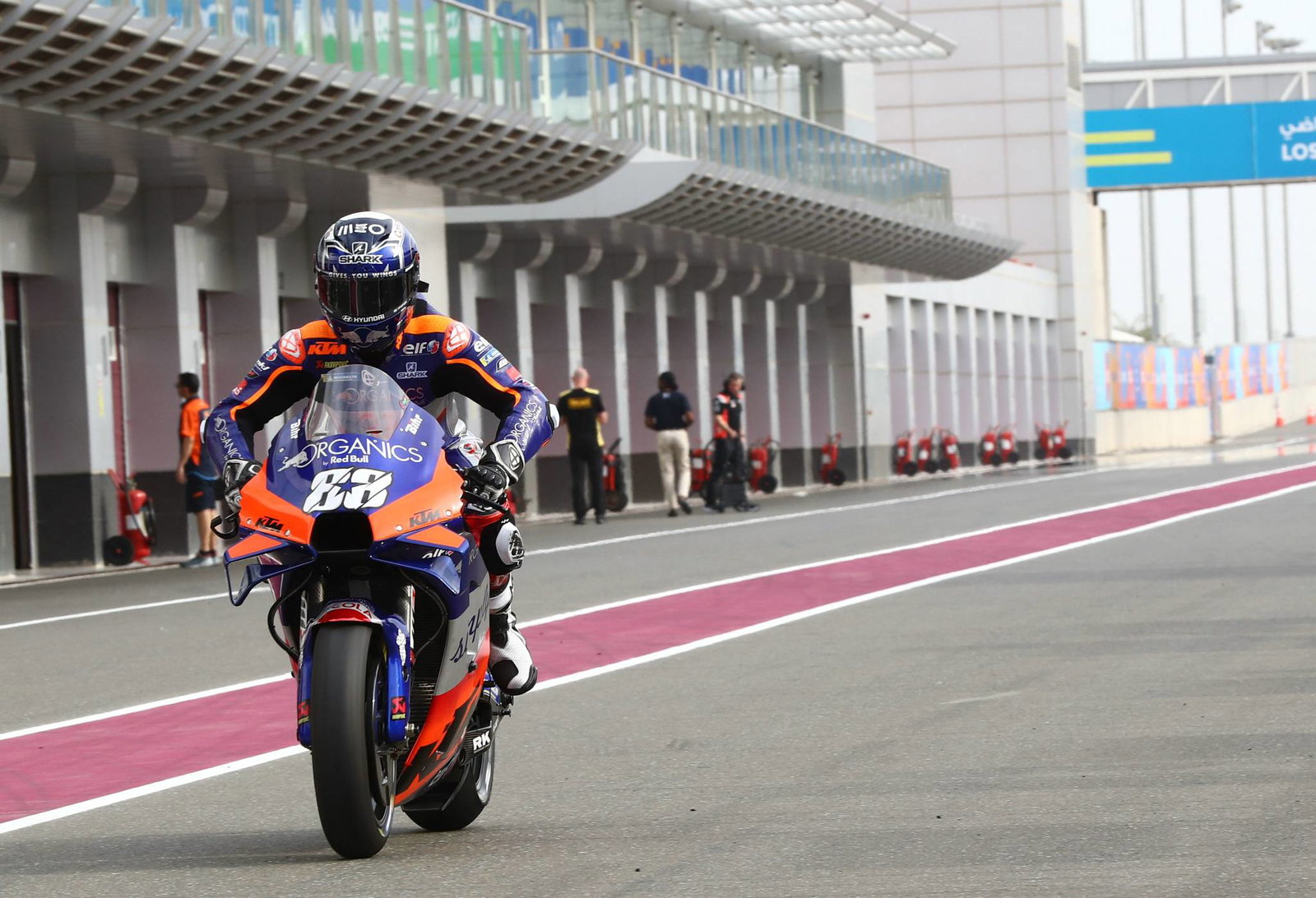 Tes Qatar: Nakagami 'senang, dekat, dalam sedikit rasa sakit'