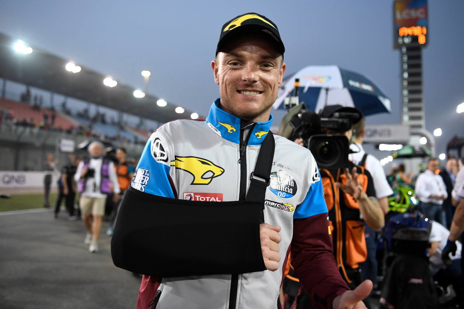 Nagashima bolts clear for emotional maiden Moto2 win in Qatar