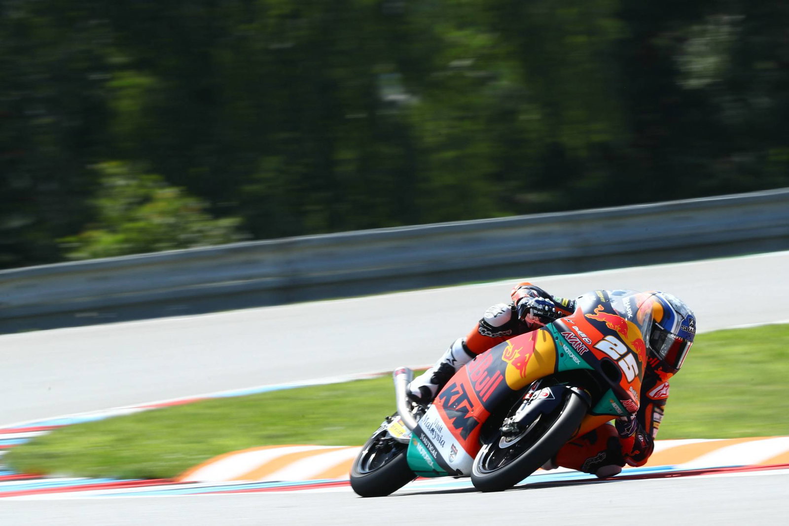 Moto3 Brno: Fernandez fastest for maiden pole