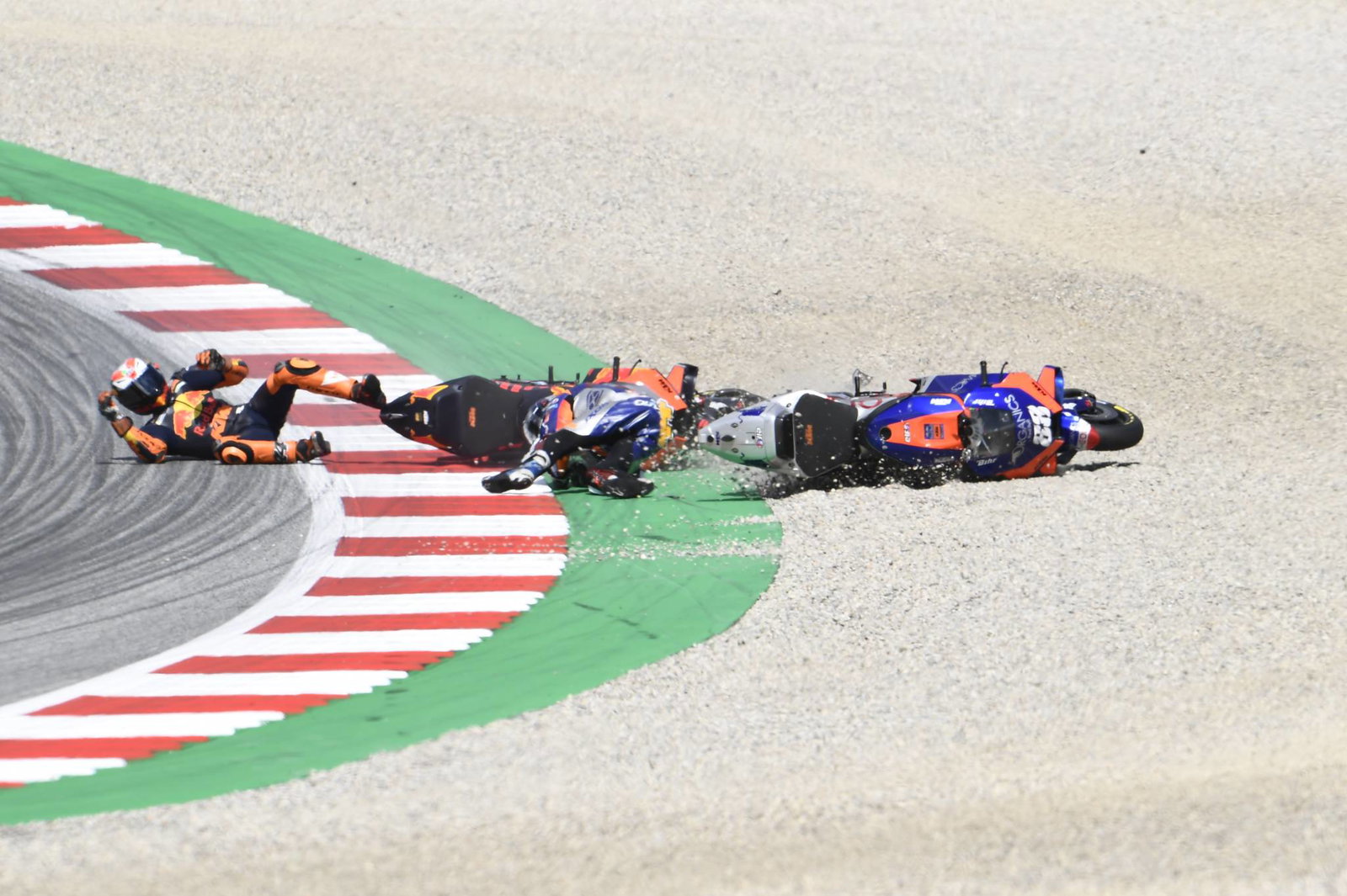 Austrian MotoGP: Oliveira: 'Pol didn’t look…'