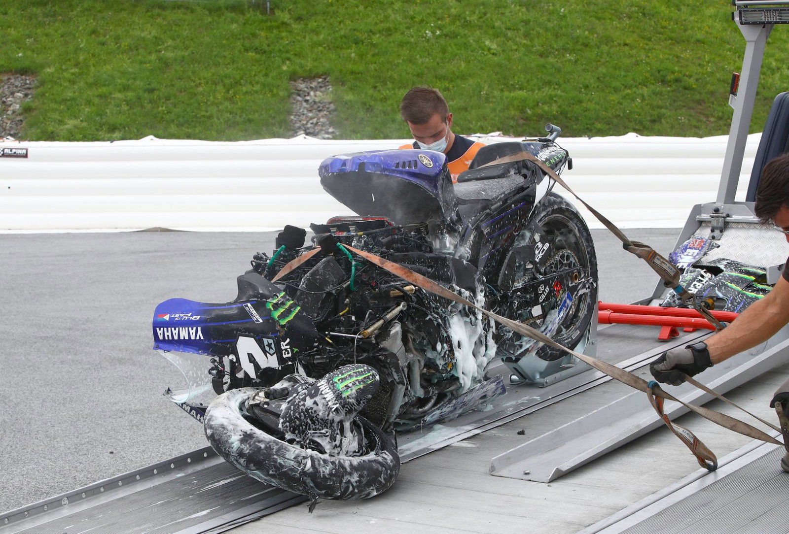 MotoGP Styrian: Yamaha: Mengapa Vinales menggunakan rem 'standar'