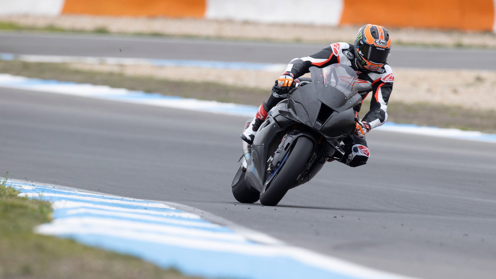 Michael van der Mark, Testing the BMWS1000RR with fairing wings, Estoril WorldSBK test 2020