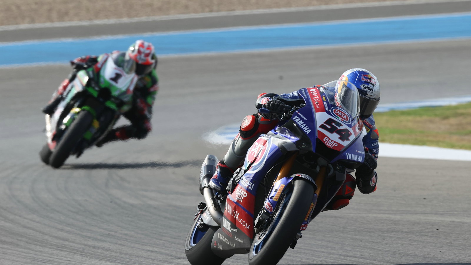 Toprak Razgatlioglu and Jonathan Rea, Jerez WorldSBK race1, 26 September 2021