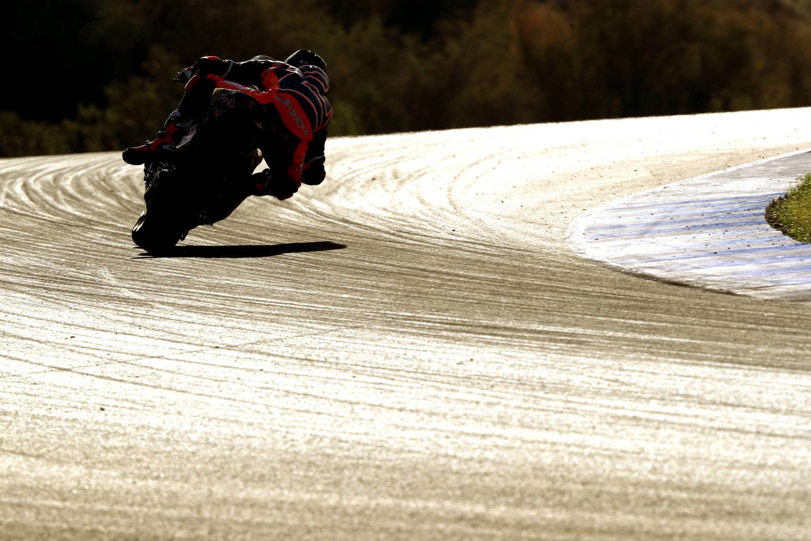Hernandez focuses on World Superbike debut amid Tech 3 rumours