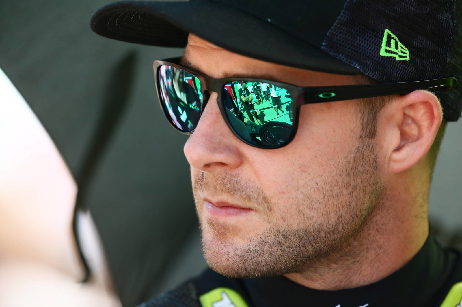 Davies 'lebih kuat, lebih sedikit rasa sakit' dengan tulang selangka untuk Magny-Cours