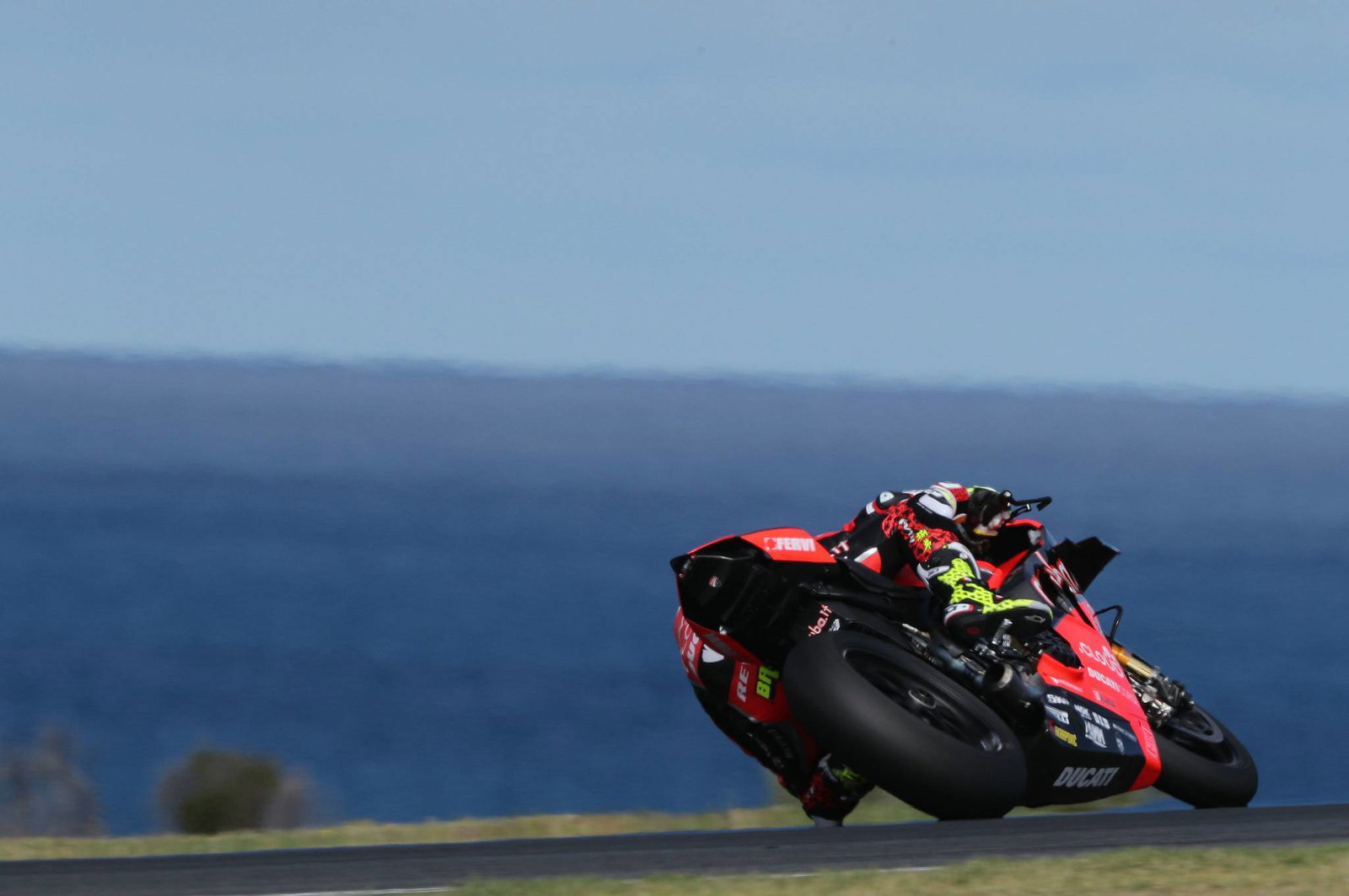 Rea kembali ke posisi terdepan saat WorldSBK 2019 dimulai