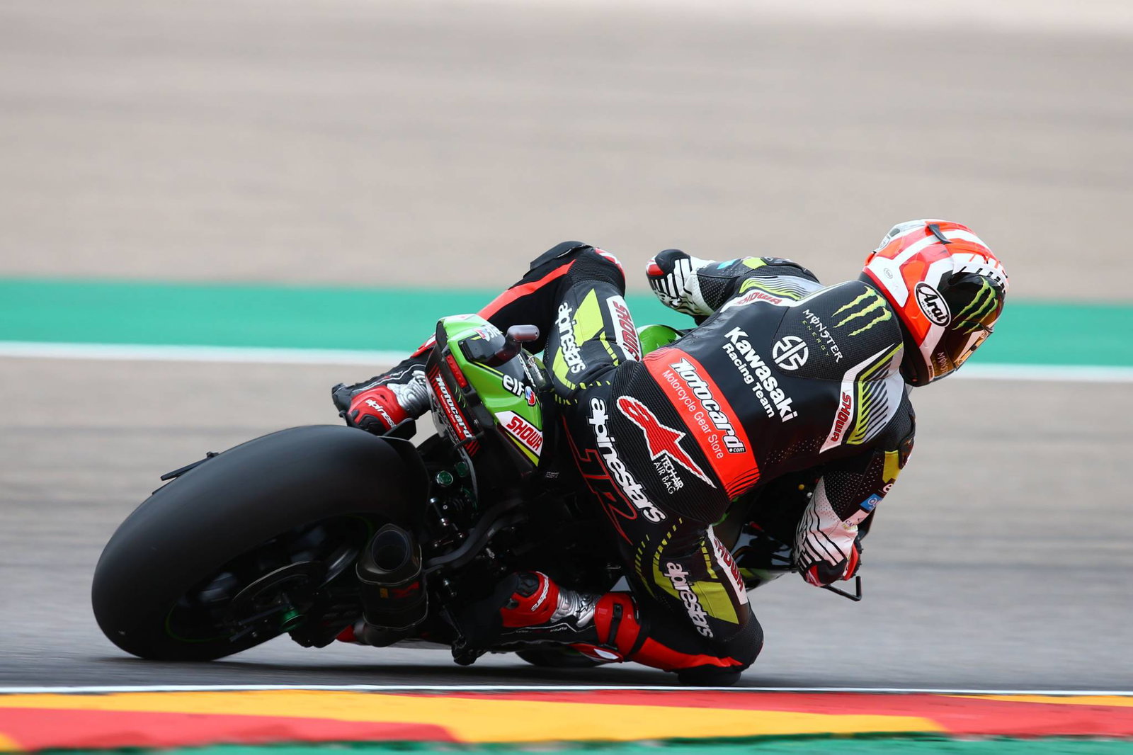 Lowes membagi dua keunggulan Bautista di FP2