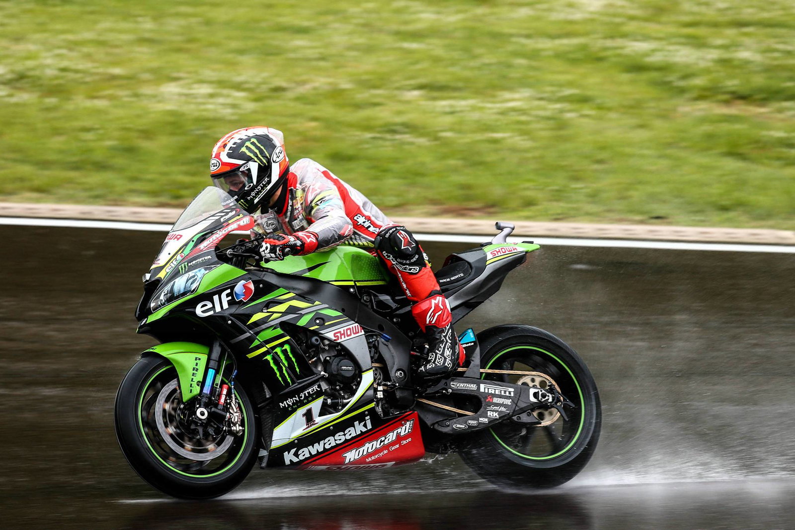 Rea scorches to Misano pole with Bautista down in fifth