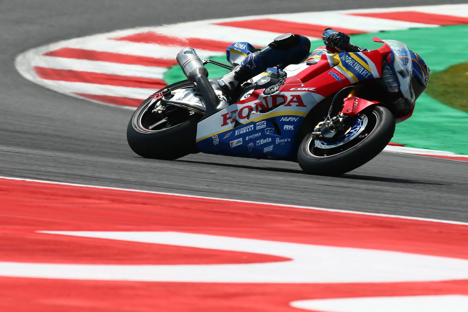 Saya merasa seperti saya tidak memiliki kemampuan beradaptasi dengan Ducati - Davies