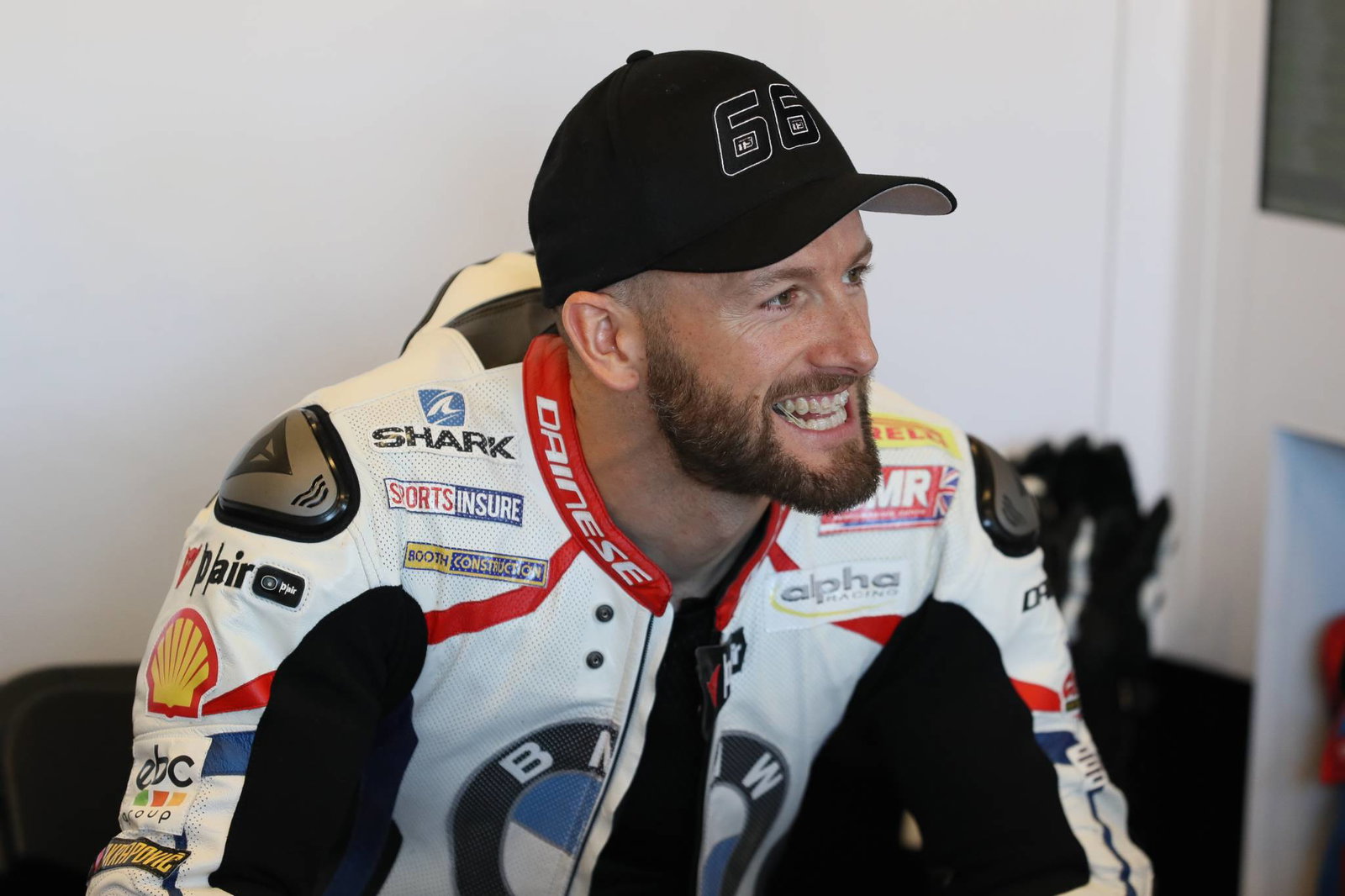 Rea terus maju saat Bautista pulih dari kejatuhan FP3