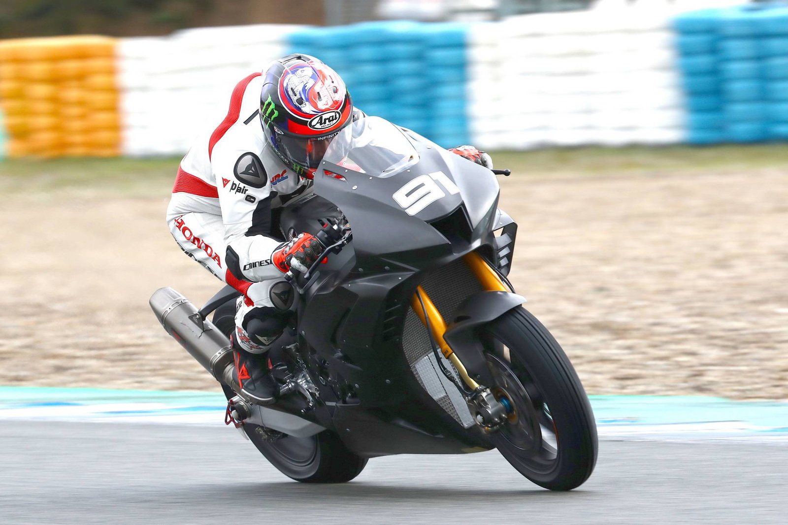 PICS: New Honda World Superbike membuat debut publik Jerez