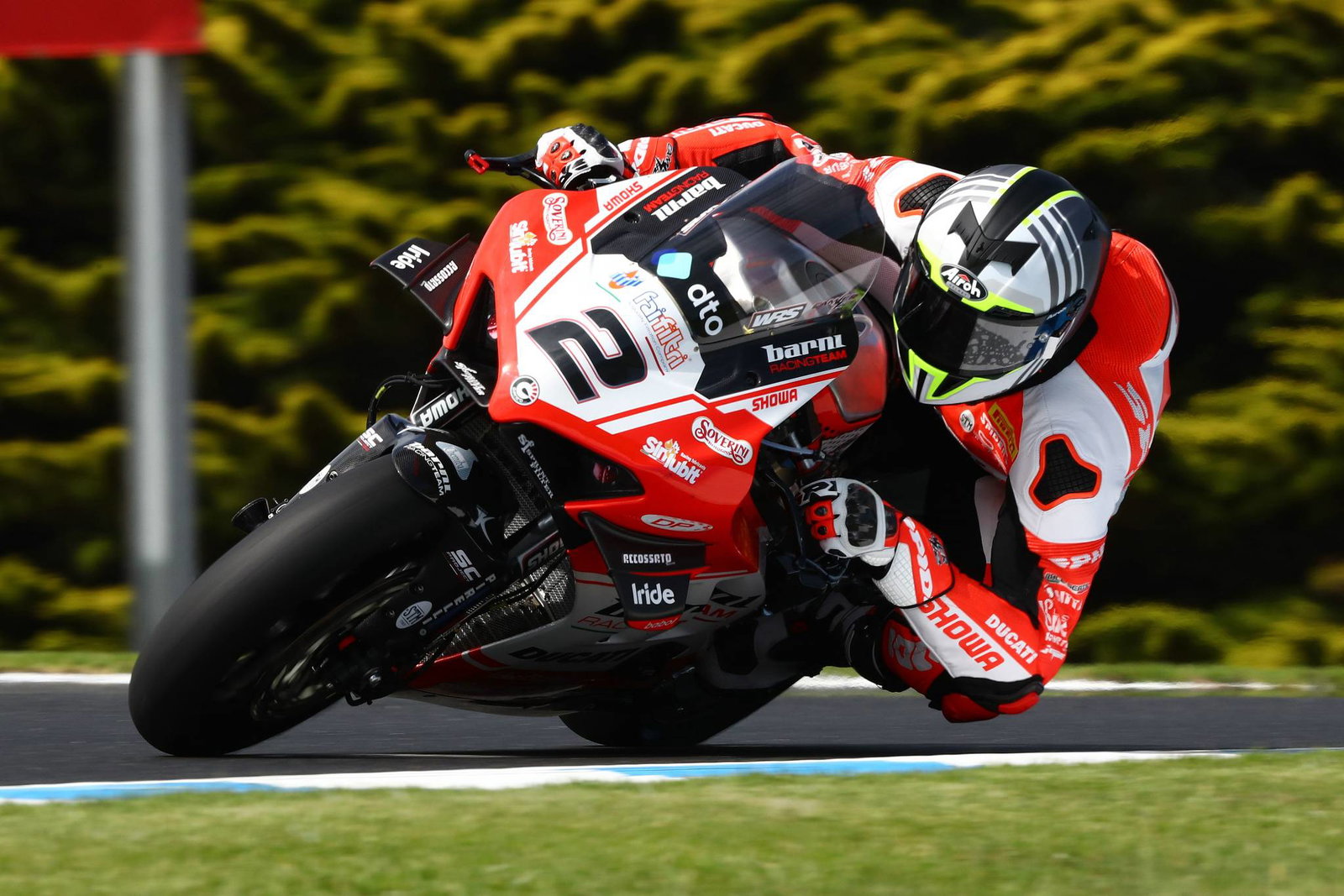 Redding menyapu jadwal latihan di Phillip Island
