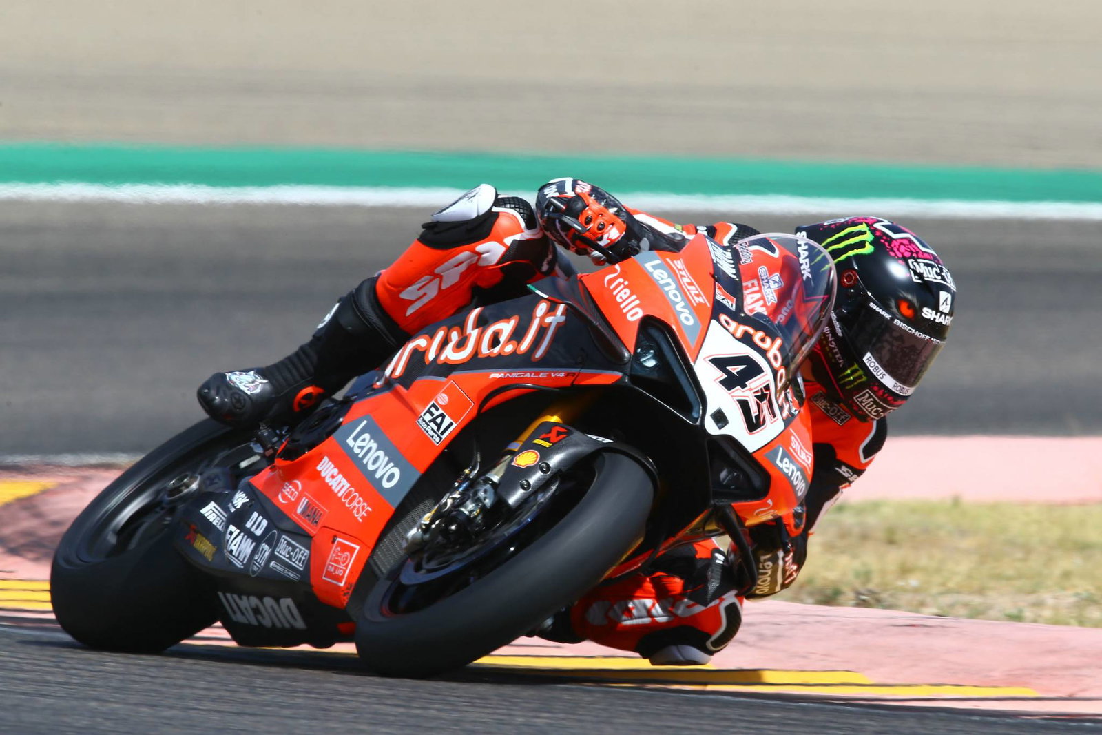 Rea memberikan tantangan dengan memecahkan rekor tiang WorldSBK Aragon