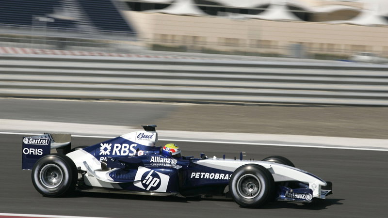 Driver battle goes on as Williams kick off 2005.