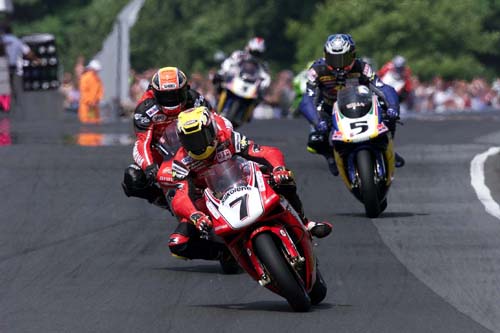 Hislop takes Oulton Park double.