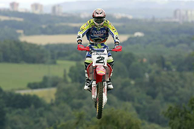 Yamaha confirms Everts for 2006.