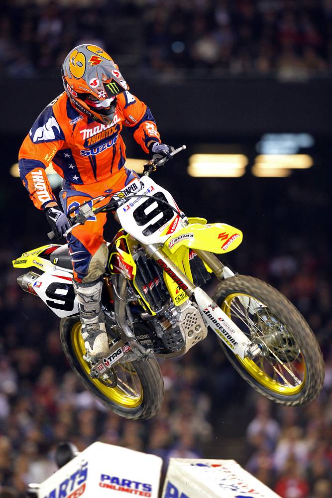 Windham wins Unadilla, Stewart injured.