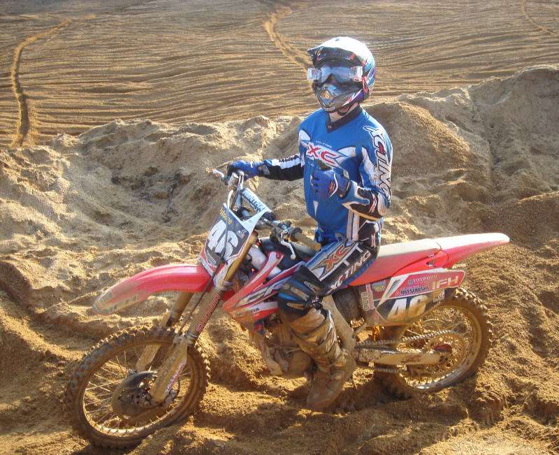 Carmichael wins Daytona, reclaims points lead.